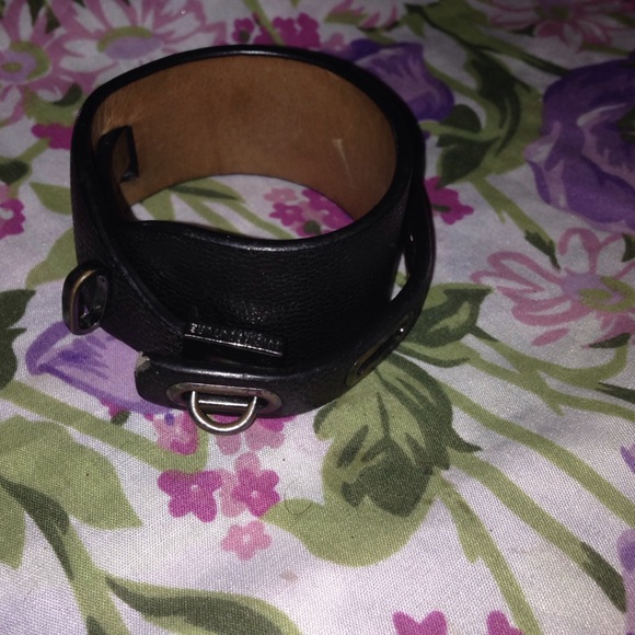 Juicy couture cuff❗️charm not included ❗️