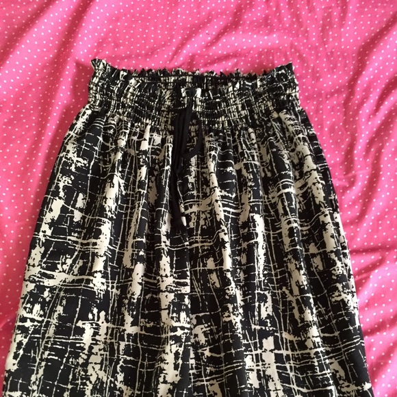 High waisted print silk joggers!