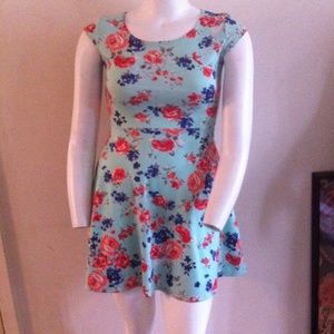 Blue floral dress 🌀🌀