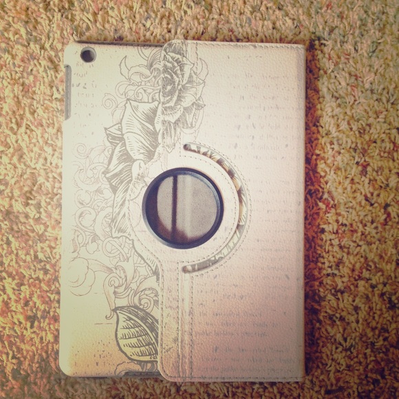 I am selling an iPad Air case