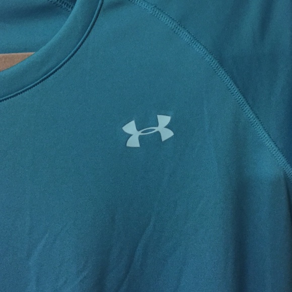 Under Armour Catalyst Shirt - Picture 3 of 3