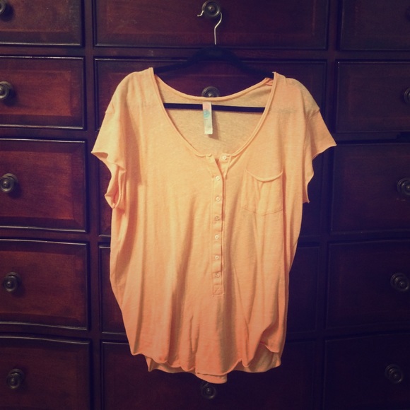 Free people tshirt