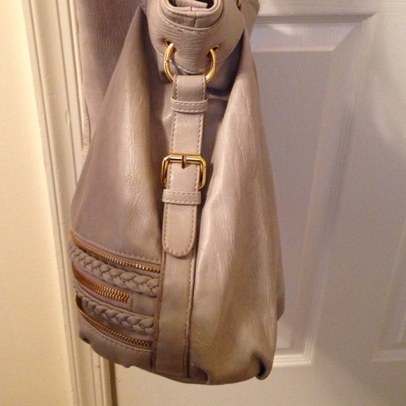 S🚫LD - Picture 3 of 4