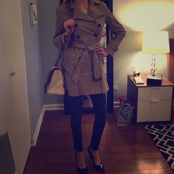 FINAL SALE‼️Banana Republic Trench Coat