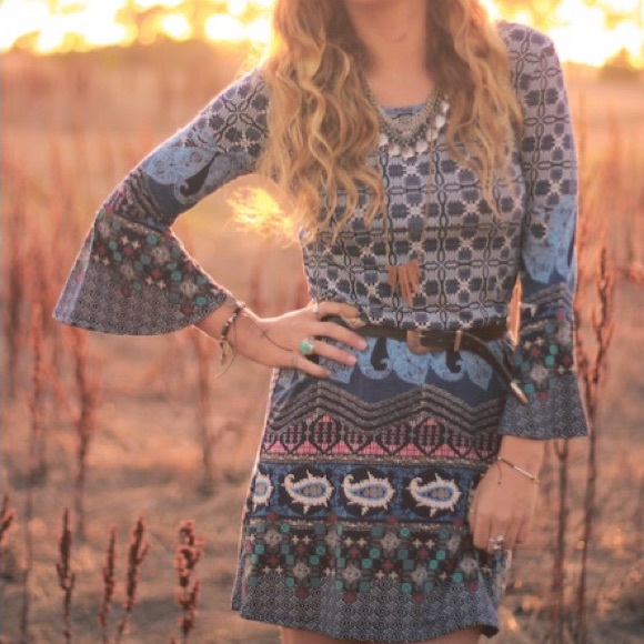 Gypsan  Dresses & Skirts - GYPSAN Bell Sleeve Patterned Mini Dress