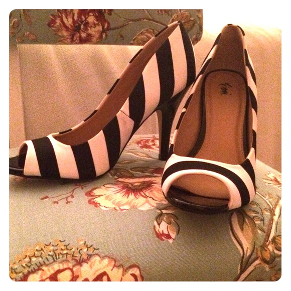 Black and white striped heels with open toe