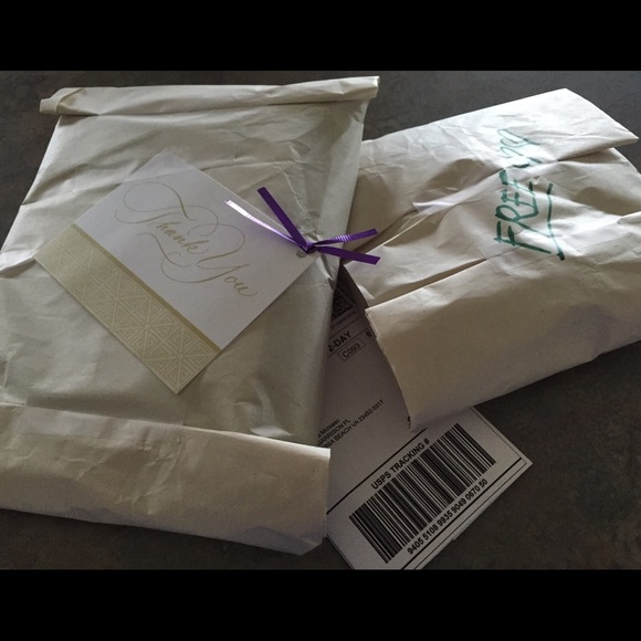 TRADED (AUTHENTIC GUCCI PURSE)