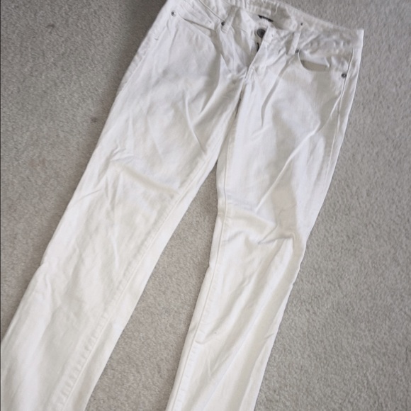 American eagle white skinny jeans