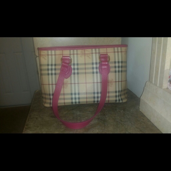 SOLD! Burberry tote