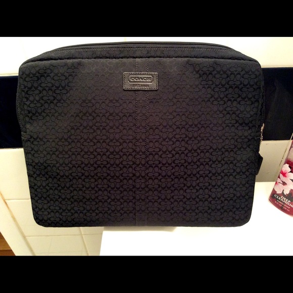 NWOT Black Coach Laptop Zipper Bag