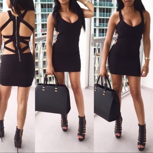 Black bodycon dress