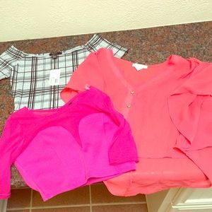 SOLD 3 new crops tops