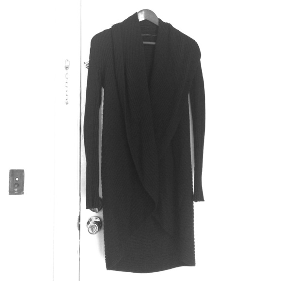 Black ribbed cardigan with extra wide collar