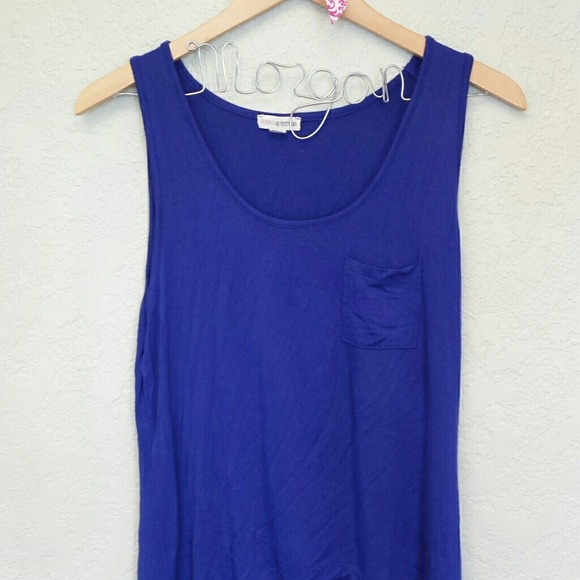 ⬇Price Drop⬇ Royal blue hi-low tank!