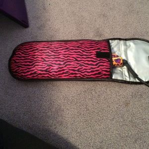 Straightener case holder