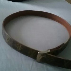 Women's pre owned  Louis Vuitton Mon belt size 70