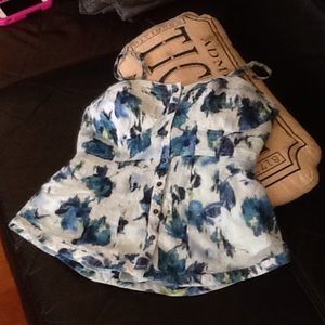 Cute spaghetti strap tank top.