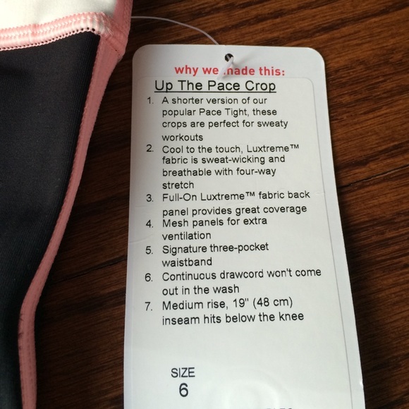 🚫SOLD🚫 🌟Lululemon up the pace crop NWT🌟 - Picture 3 of 4