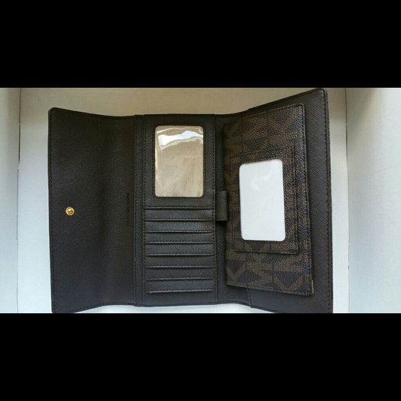 Michael kors wallet authentic - Picture 3 of 4