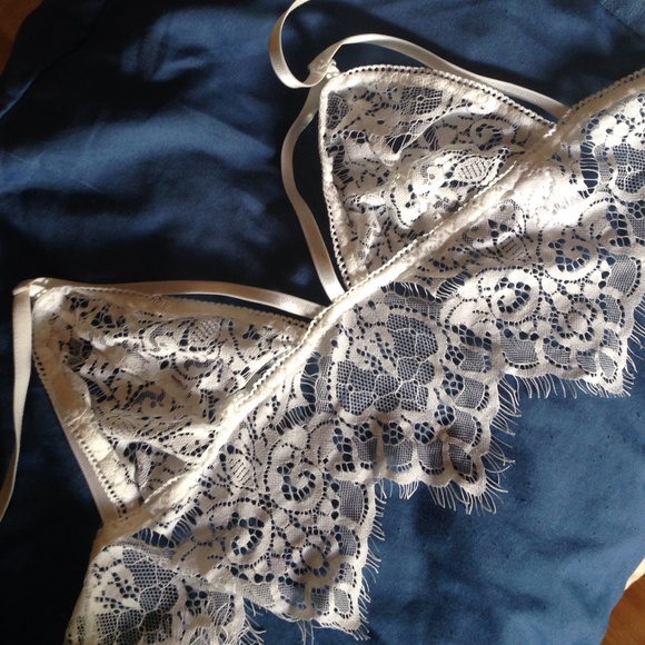 White lace bralette - Picture 3 of 4