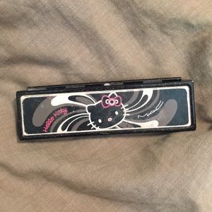 Limited edition MAC hello kitty Too Dolly