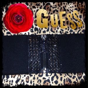 Stretchy Zipper Black Guess Belt.  Size Large.