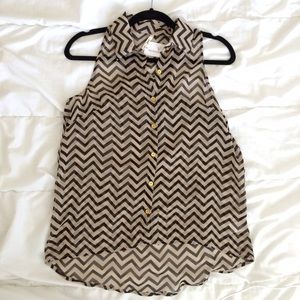 Chevron print top