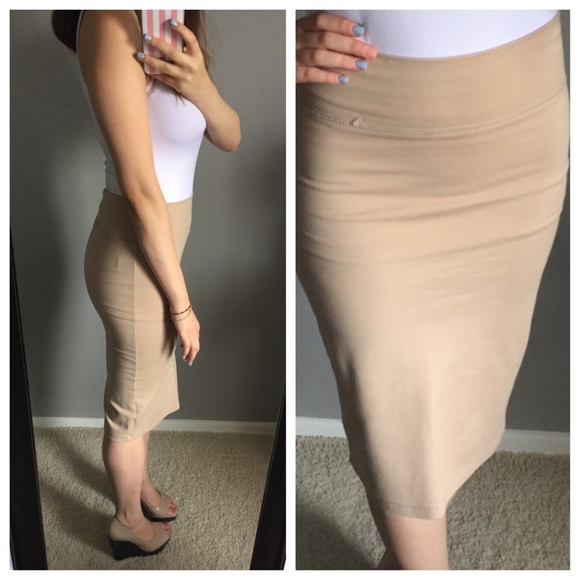 Beige pencil skirt FINAL SALE - Picture 3 of 3