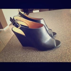 Size 6 Nine West heels