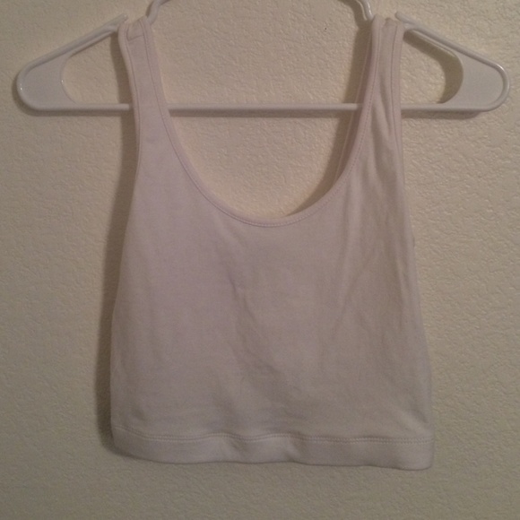 White crop tank.