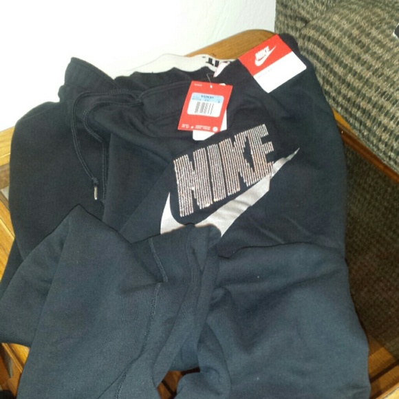 Nike AS Rally Crew Sequin Women's Athletic Pant - Picture 1 of 4