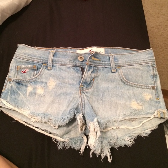 Light wash hoc shorts!