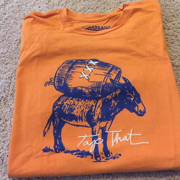 Men's American Eagle Outfitters shirt