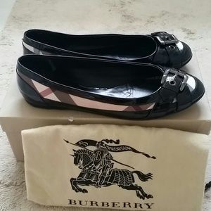 Burberry ballerina flats
