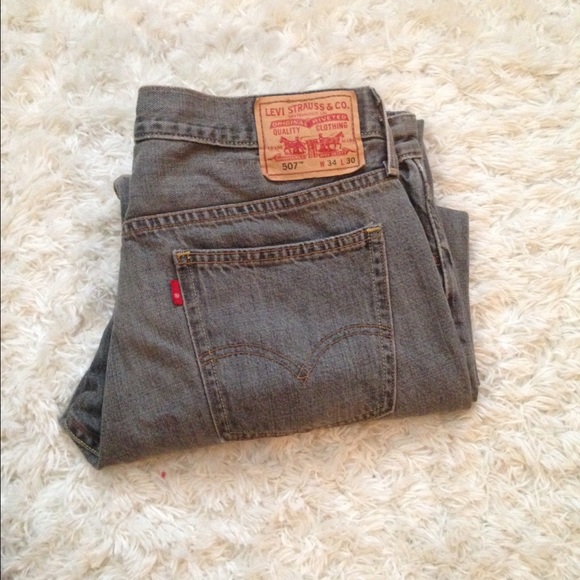 Men's Levi jeans - Picture 1 of 2