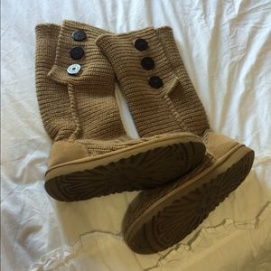 Size 8 Light Brown UGGs