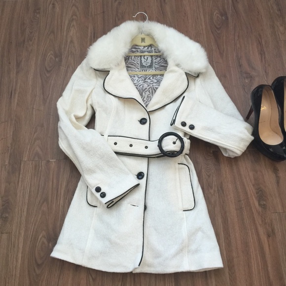 G by Guess Outerwear - White Guess Coat with black trim and faux fur