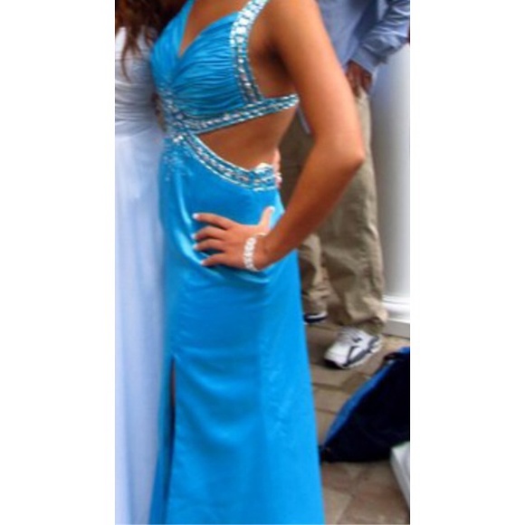 Blue prom dress