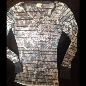 CONSIGNED Buckle rhinestone shirt Daytrip