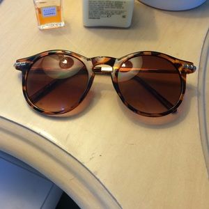 Urban outfitters sunglasses