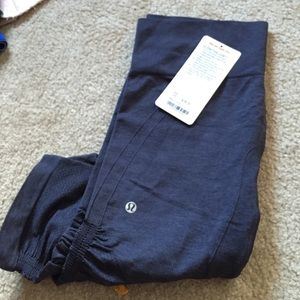 Lululemon Crops (In the Flow II) 10