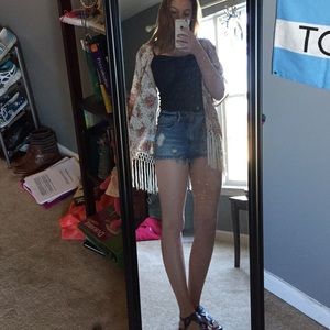 Bullhead size 5 high rise shorts