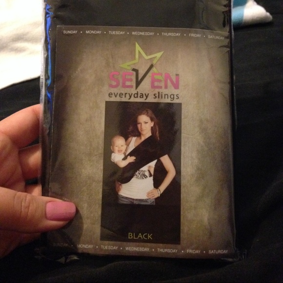 Trade for @xtiffanylange Baby carrier/Seven