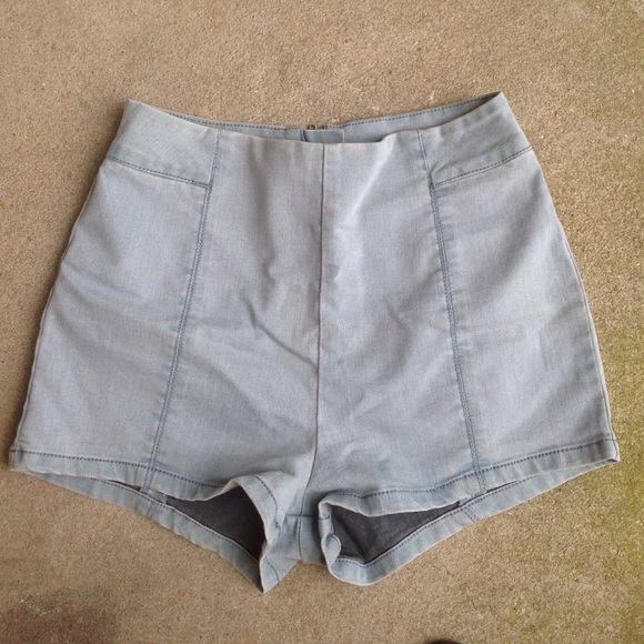 High waisted jean short!! Moving sale!!!