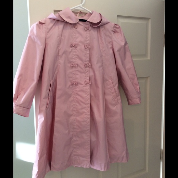 Girls Sz 5T raincoat.  Perfect for Spring!