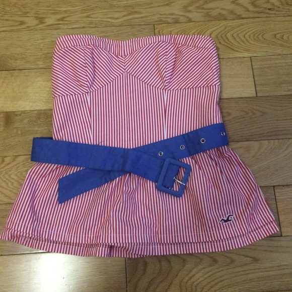 TRADING // Red Corset Top with Blue Belt!