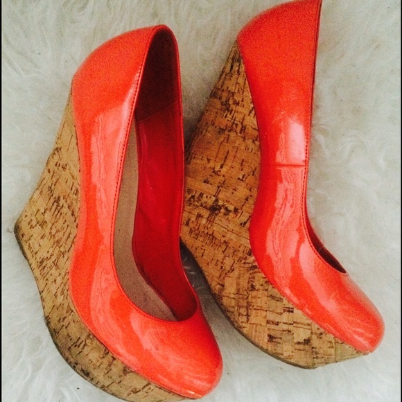 CORAL WEDGES👠