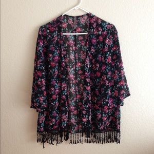 Tilly's floral kimono