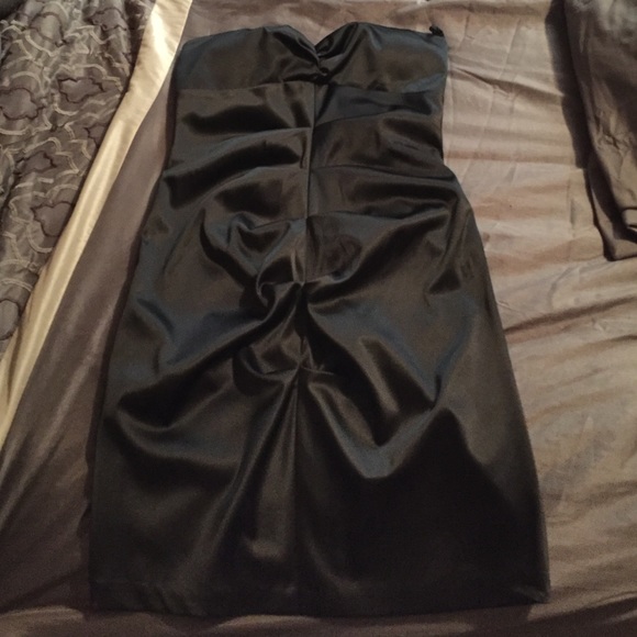 Jump Apparel Dresses & Skirts - 💥SALE💥 Little Black dress