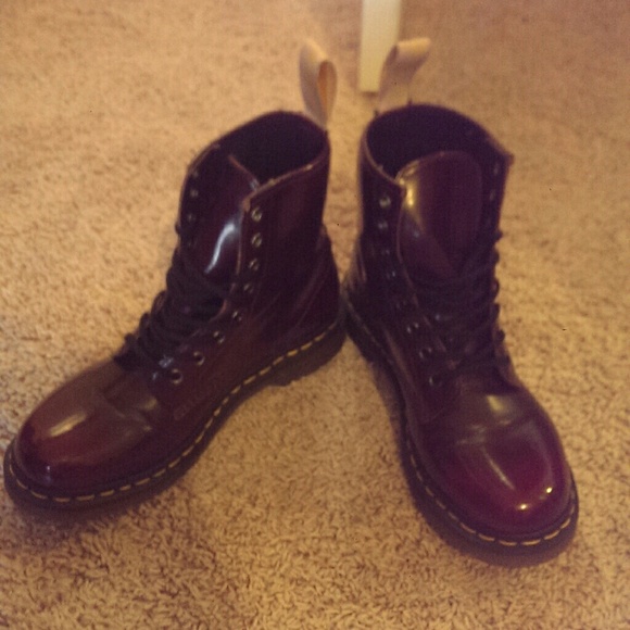 Red Doc Marten's (vegan)